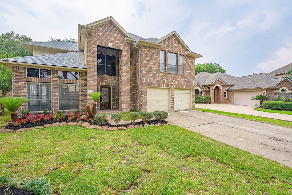 Photo of 406 N Marathon Way, Stafford, TX 77477 (MLS # 97613882)