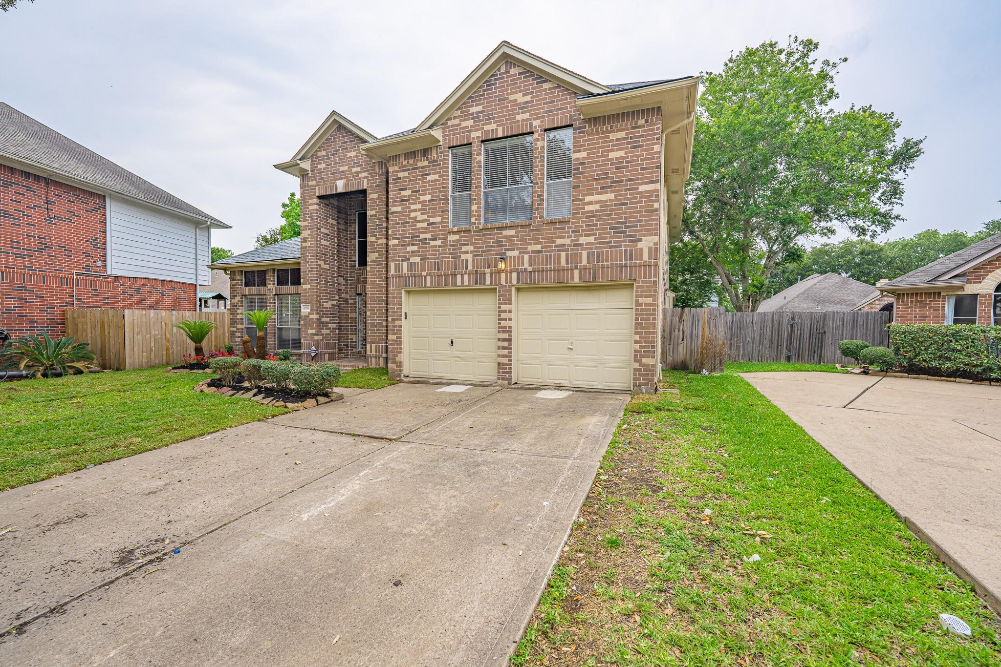 406 N Marathon Way