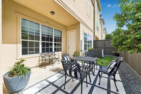 Tiny photo for 2813 Clinton Drive, Houston, TX 77020 (MLS # 54179036)