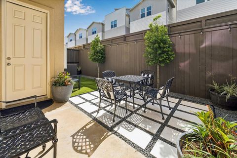 Tiny photo for 2813 Clinton Drive, Houston, TX 77020 (MLS # 54179036)