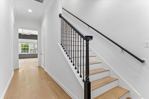 Tiny photo for 2813 Clinton Drive, Houston, TX 77020 (MLS # 54179036)