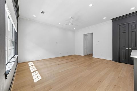 Tiny photo for 2813 Clinton Drive, Houston, TX 77020 (MLS # 54179036)