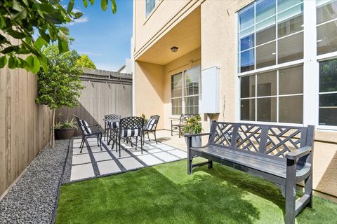 Tiny photo for 2813 Clinton Drive, Houston, TX 77020 (MLS # 54179036)