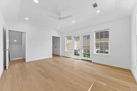 Tiny photo for 2813 Clinton Drive, Houston, TX 77020 (MLS # 54179036)