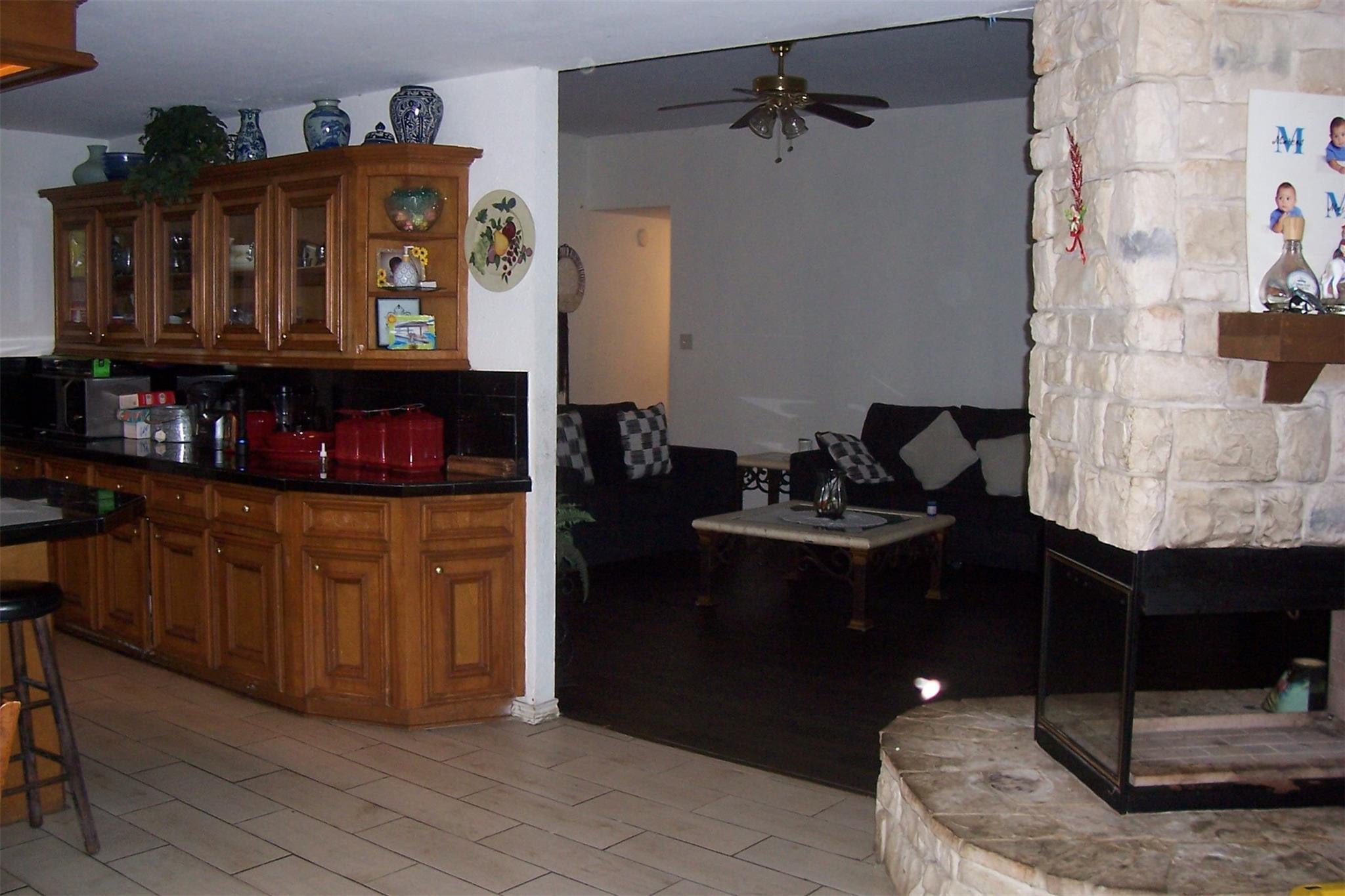 12110 Hillcrest Dr