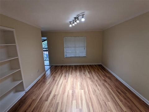 Photo of 2250 Bering Drive #68, Houston, TX 77057 (MLS # 16131858)