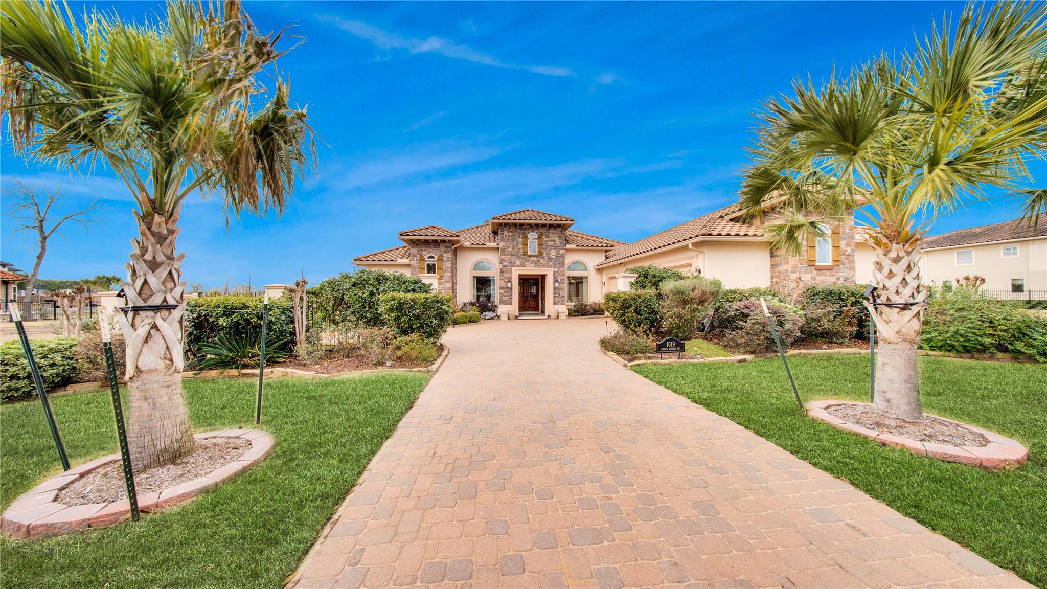 1019 Grand Estates Drive