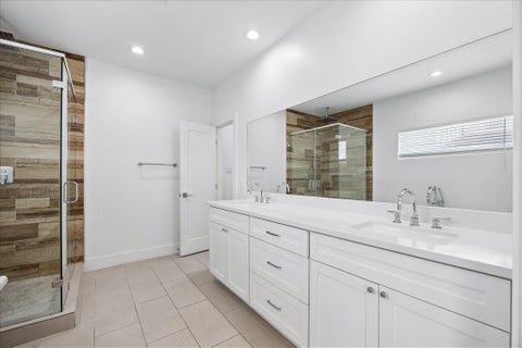 Tiny photo for 7702 Jacquelyn Oaks Road, Houston, TX 77055 (MLS # 14947457)