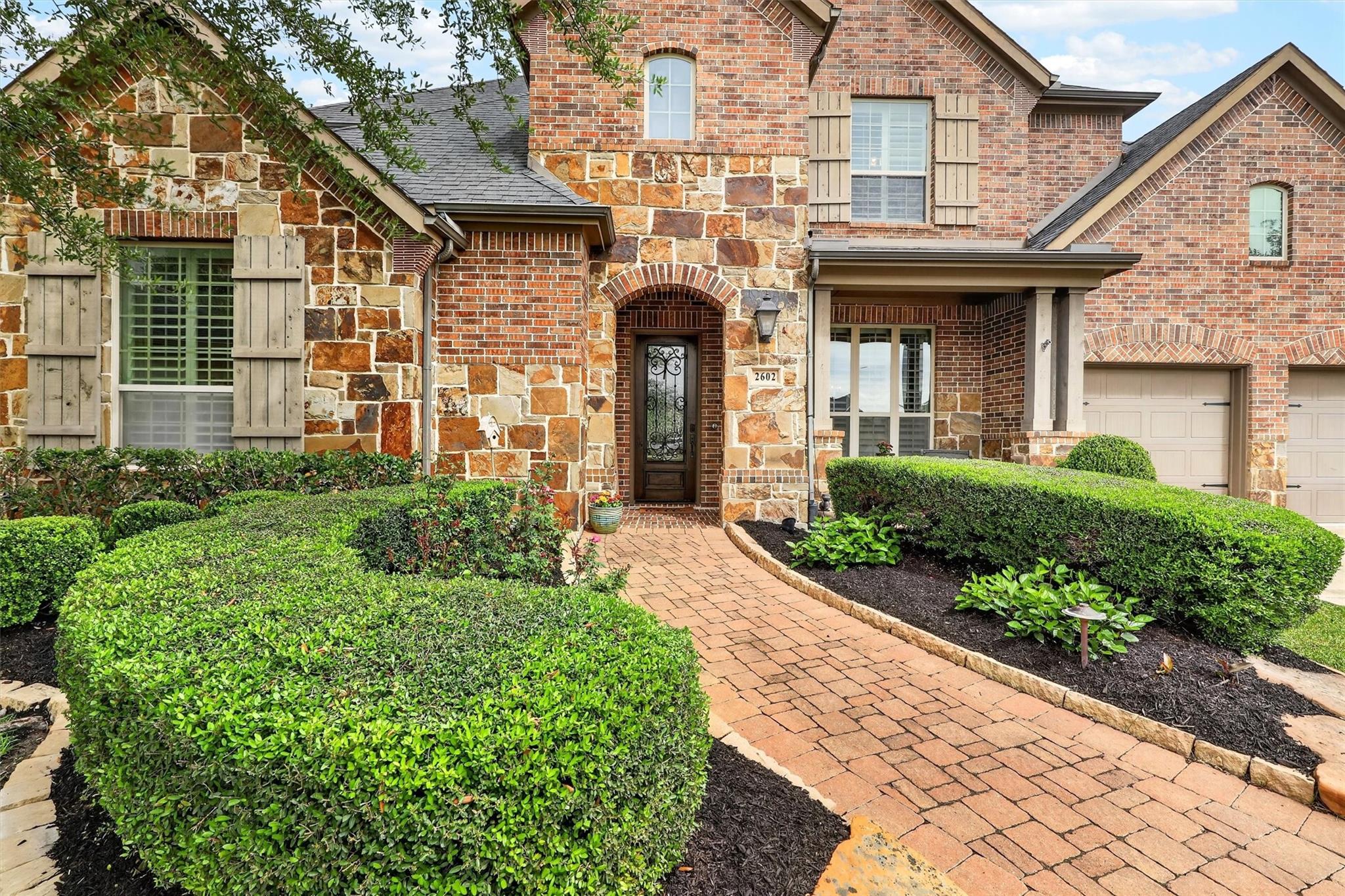 2602 Mist Flower Court