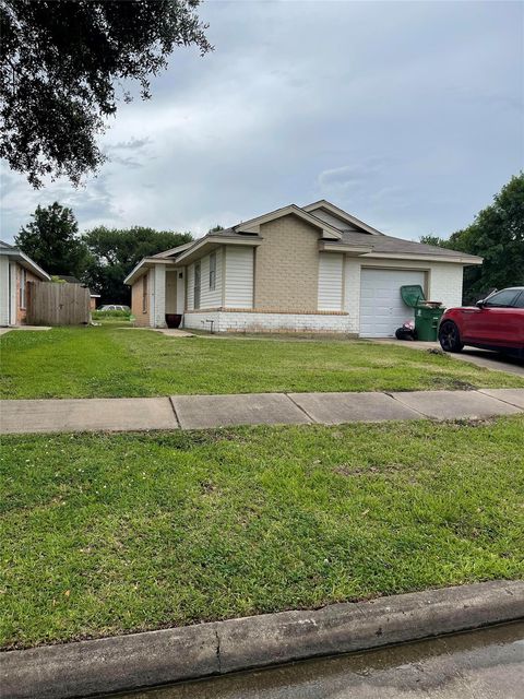 Photo of 4647 Croker Ridge Road, Houston, TX 77053 (MLS # 82132779)