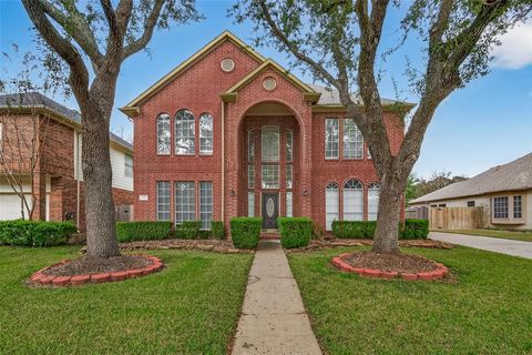 Photo of 919 Tyler Run, Sugar Land, TX 77479 (MLS # 8900779)