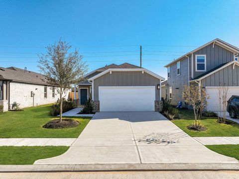 Homes For Sale - 8082 Magnolia Prairie Lane<br/> Cypress, TX 77433