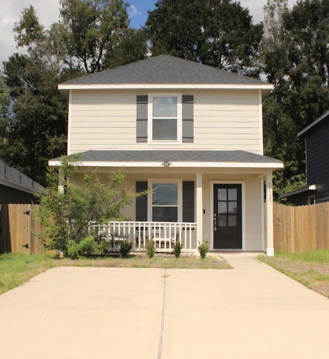 Photo of 16323 Jasmine Marie Place, Conroe, TX 77306 (MLS # 51466489)
