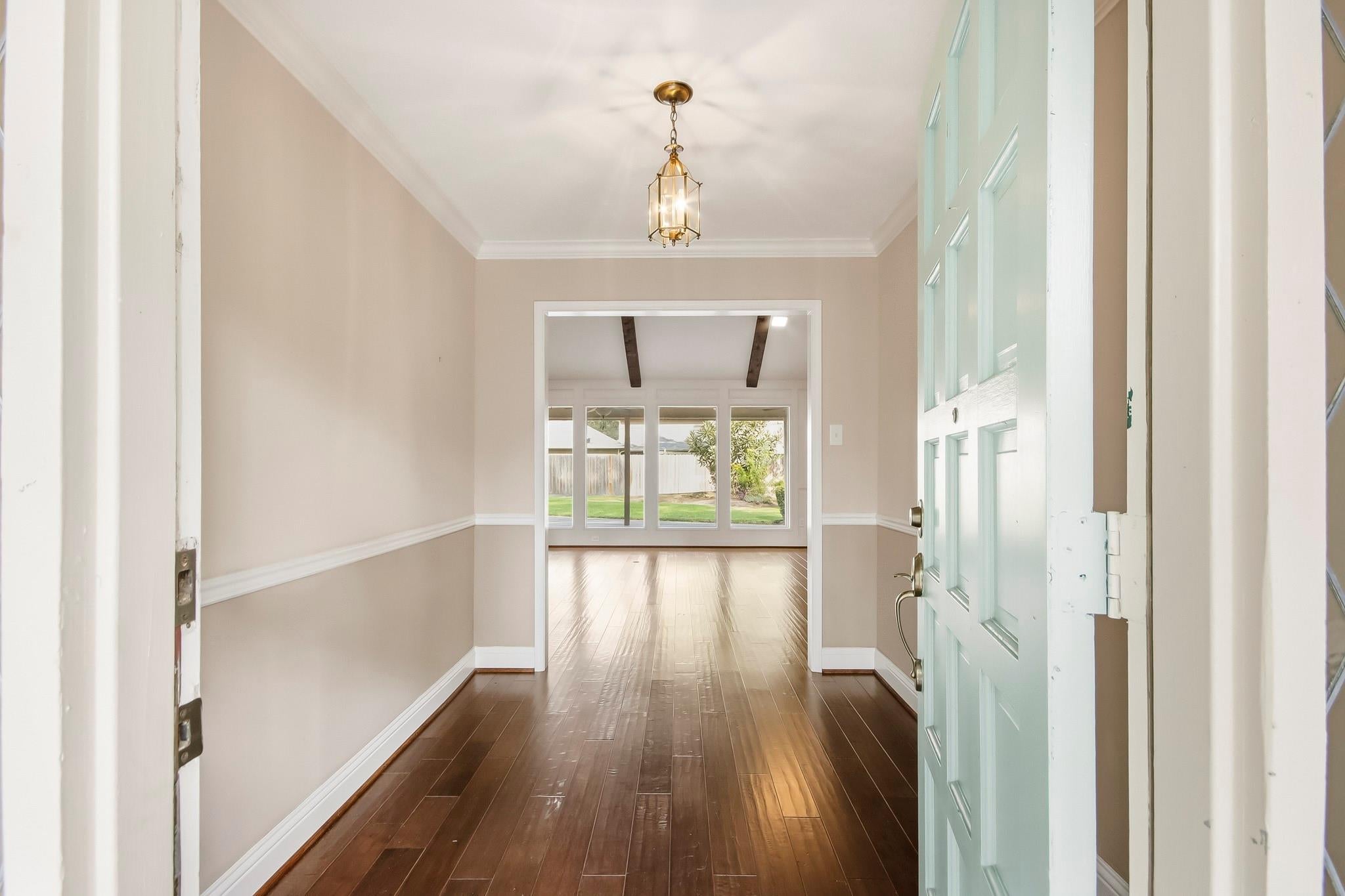 3519 Oak Lake Drive