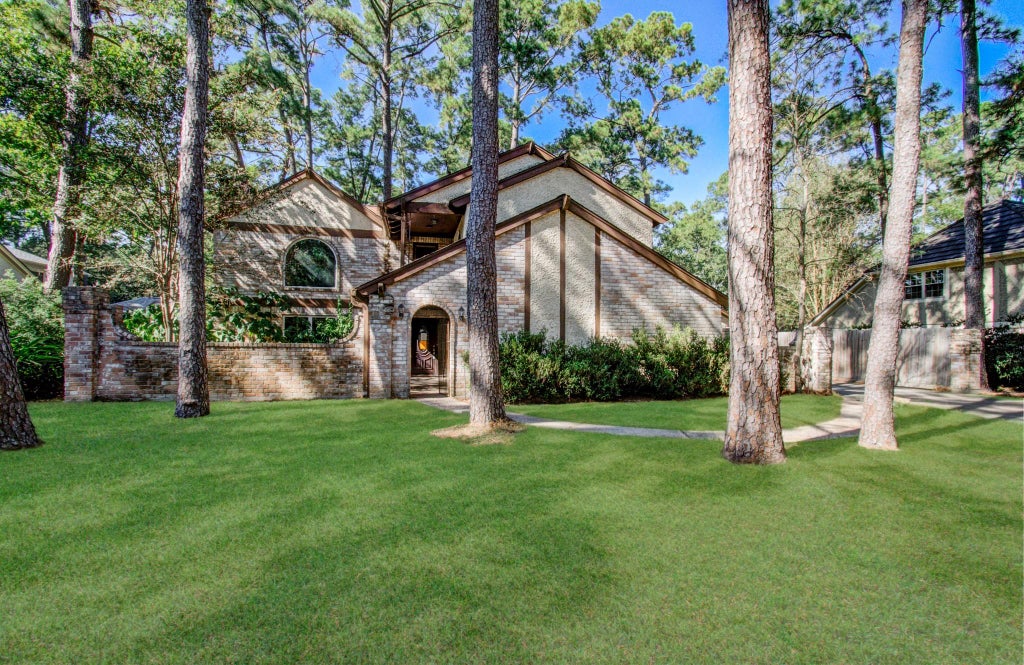 Photo of 6618 Stoney River Drive, Spring, TX 77379 (MLS # 34332363)