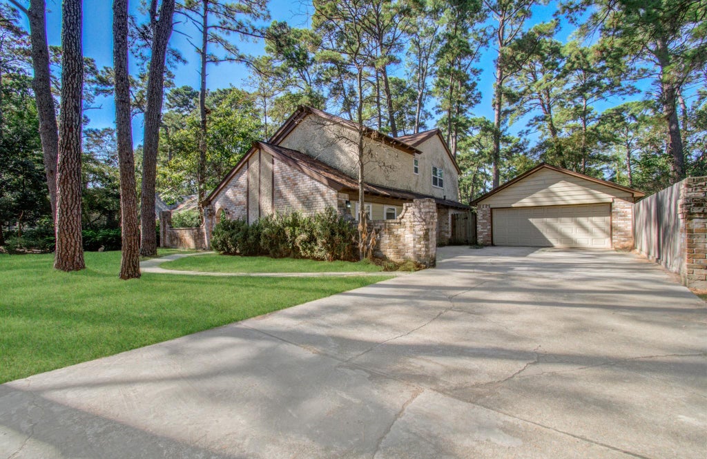 Photo of 6618 Stoney River Drive, Spring, TX 77379 (MLS # 34332363)