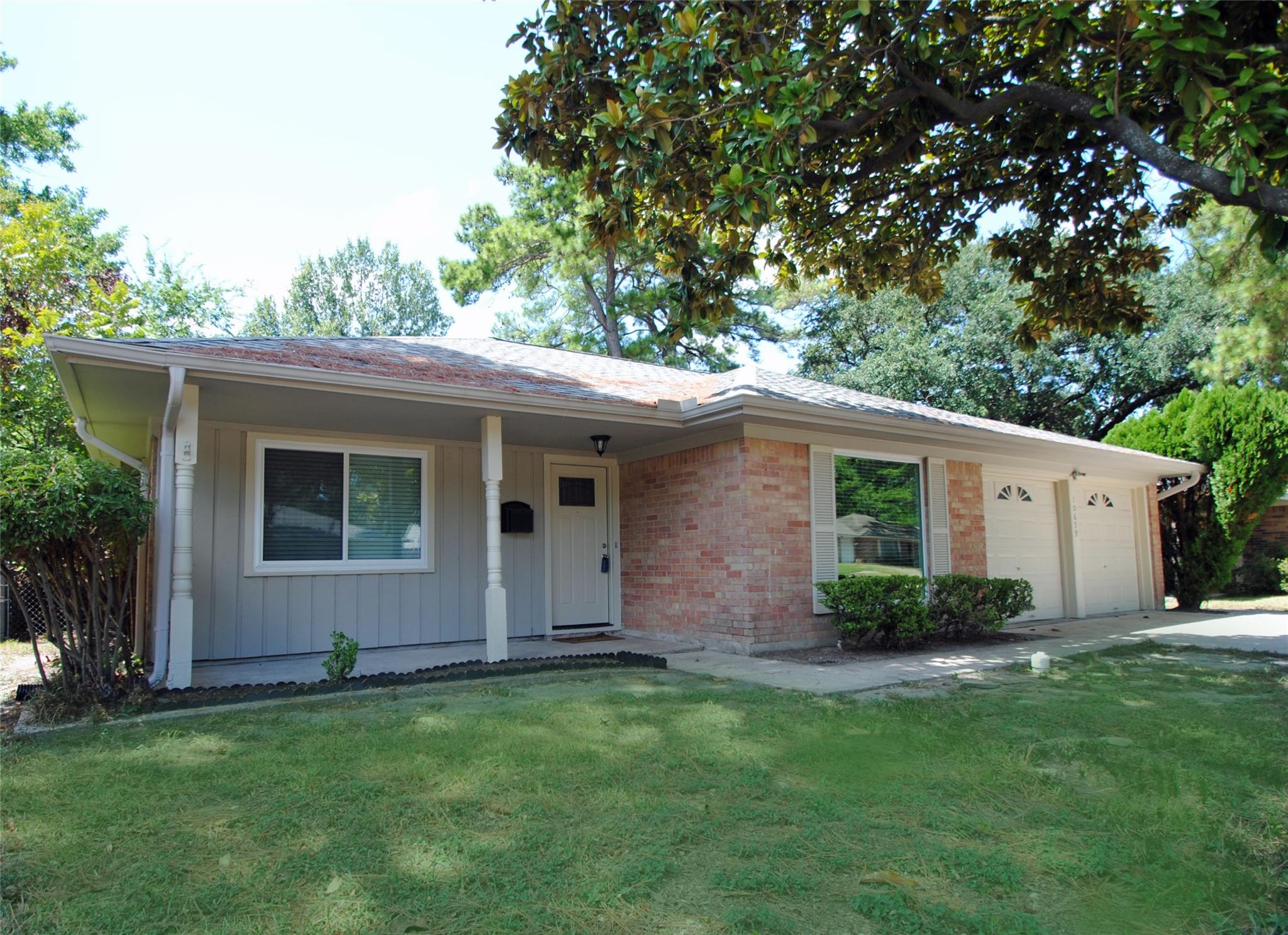 10659 Northbrook Drive