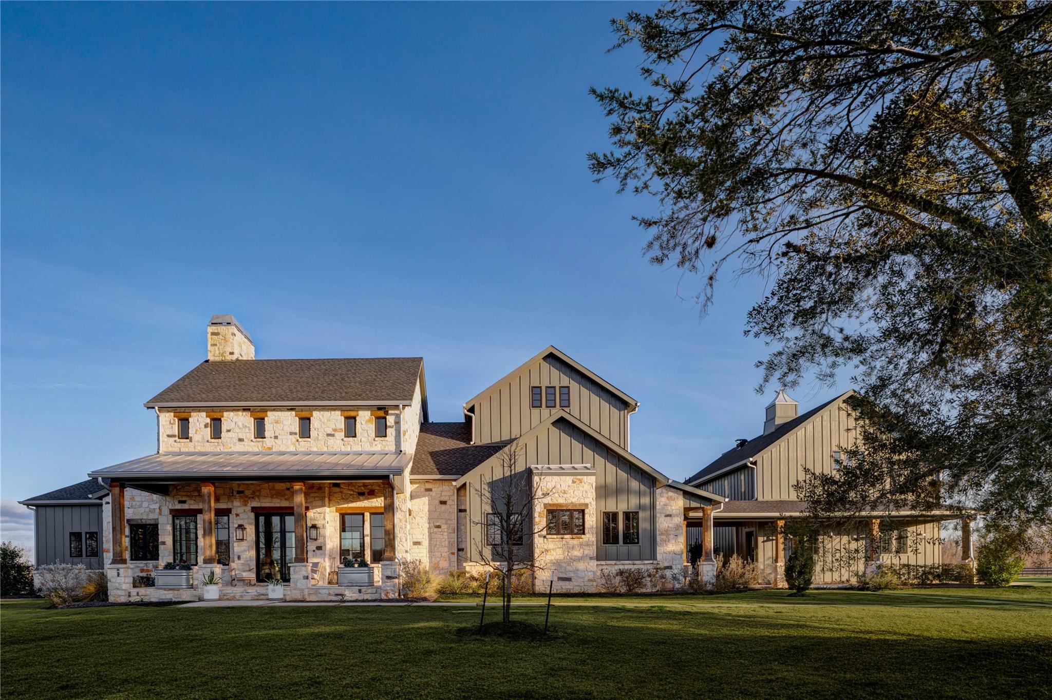 4803 Riverbend Court