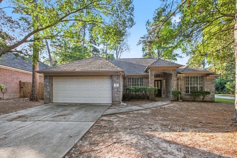 Photo of 86 N Lace Arbor Drive, The Woodlands, TX 77382 (MLS # 11782189)