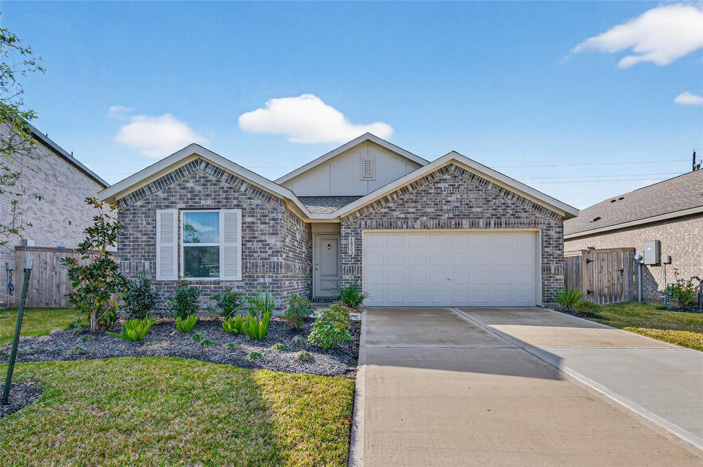 Photo of 16703 Rolling Pasture Lane, Hockley, TX 77447 (MLS # 95862205)