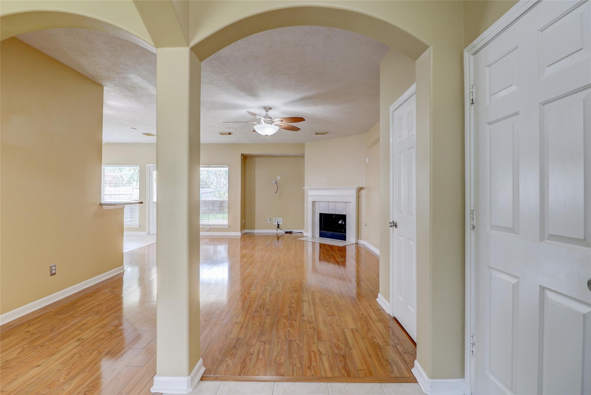 3323 Pioneer Bend Lane