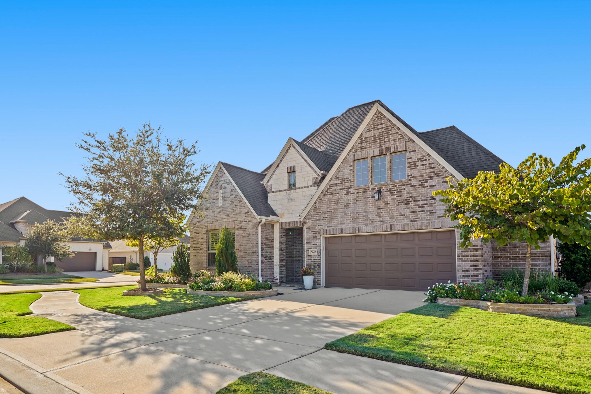 5610 Crescent Ridge Court