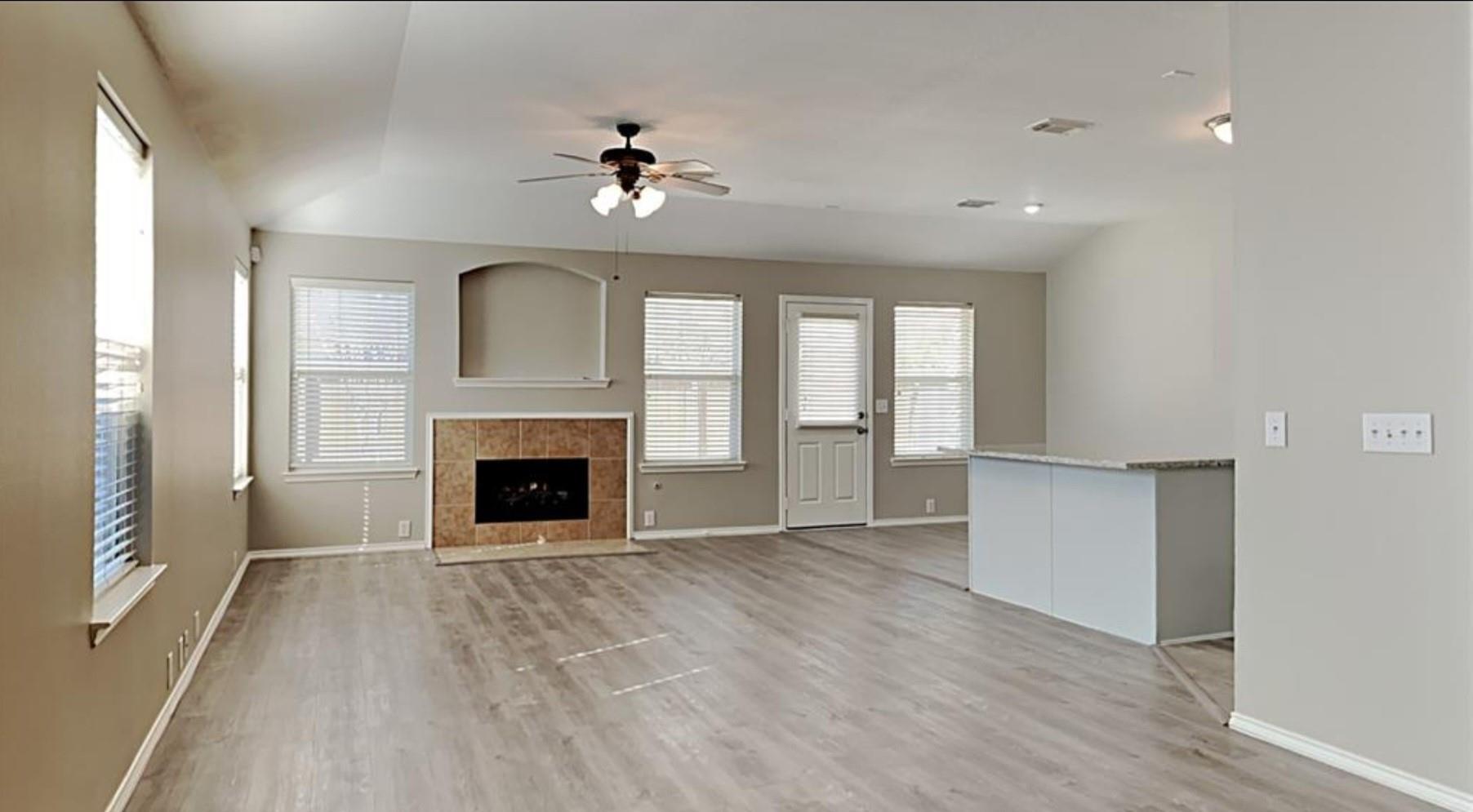 2915 Bison Bluff