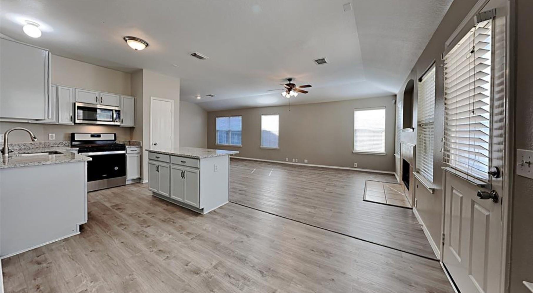 2915 Bison Bluff