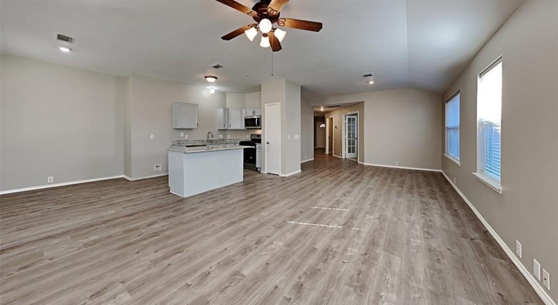 2915 Bison Bluff