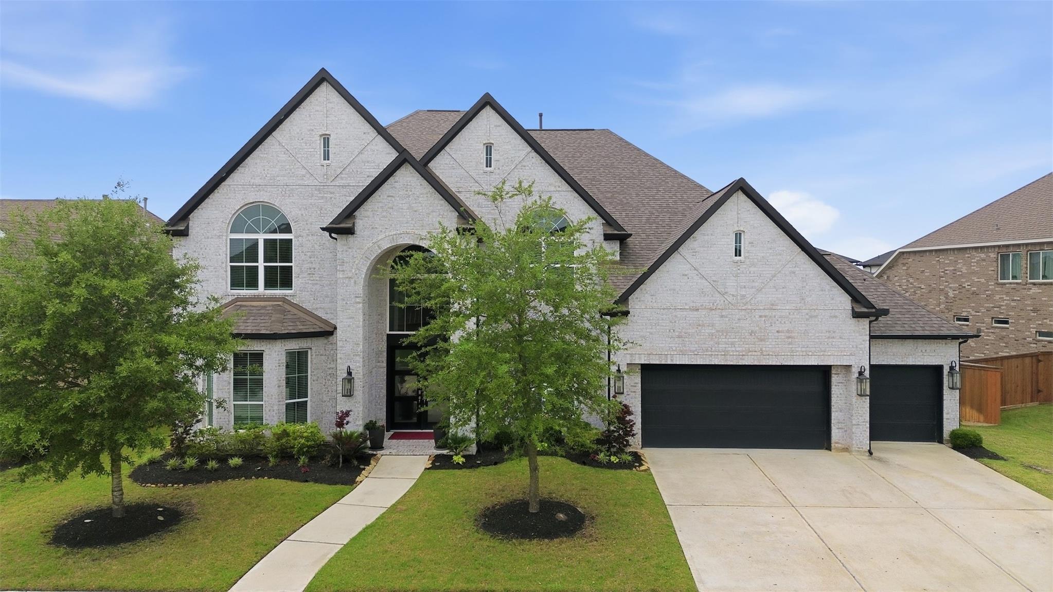 11219 Hillside Knoll Lane