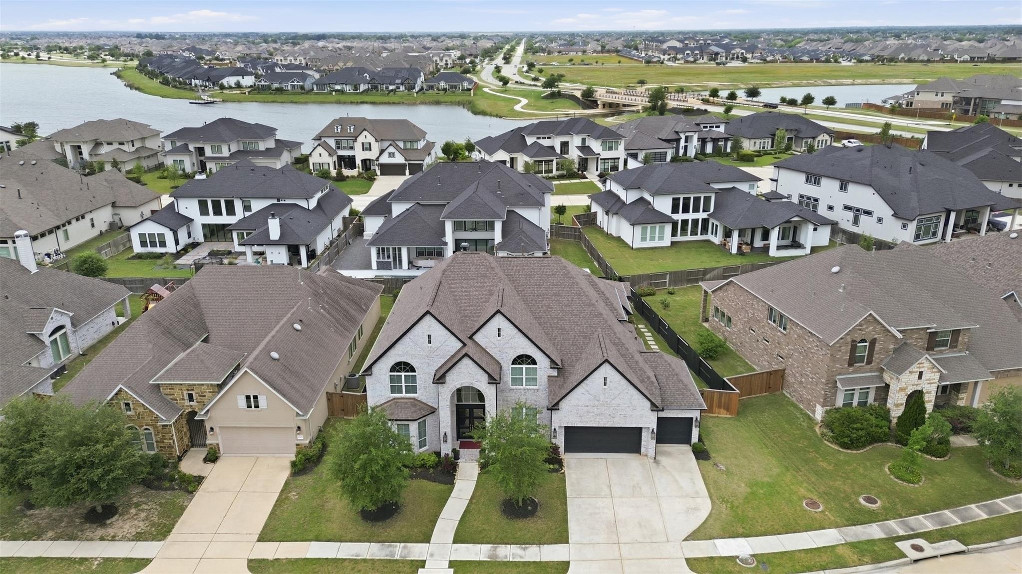 11219 Hillside Knoll Lane