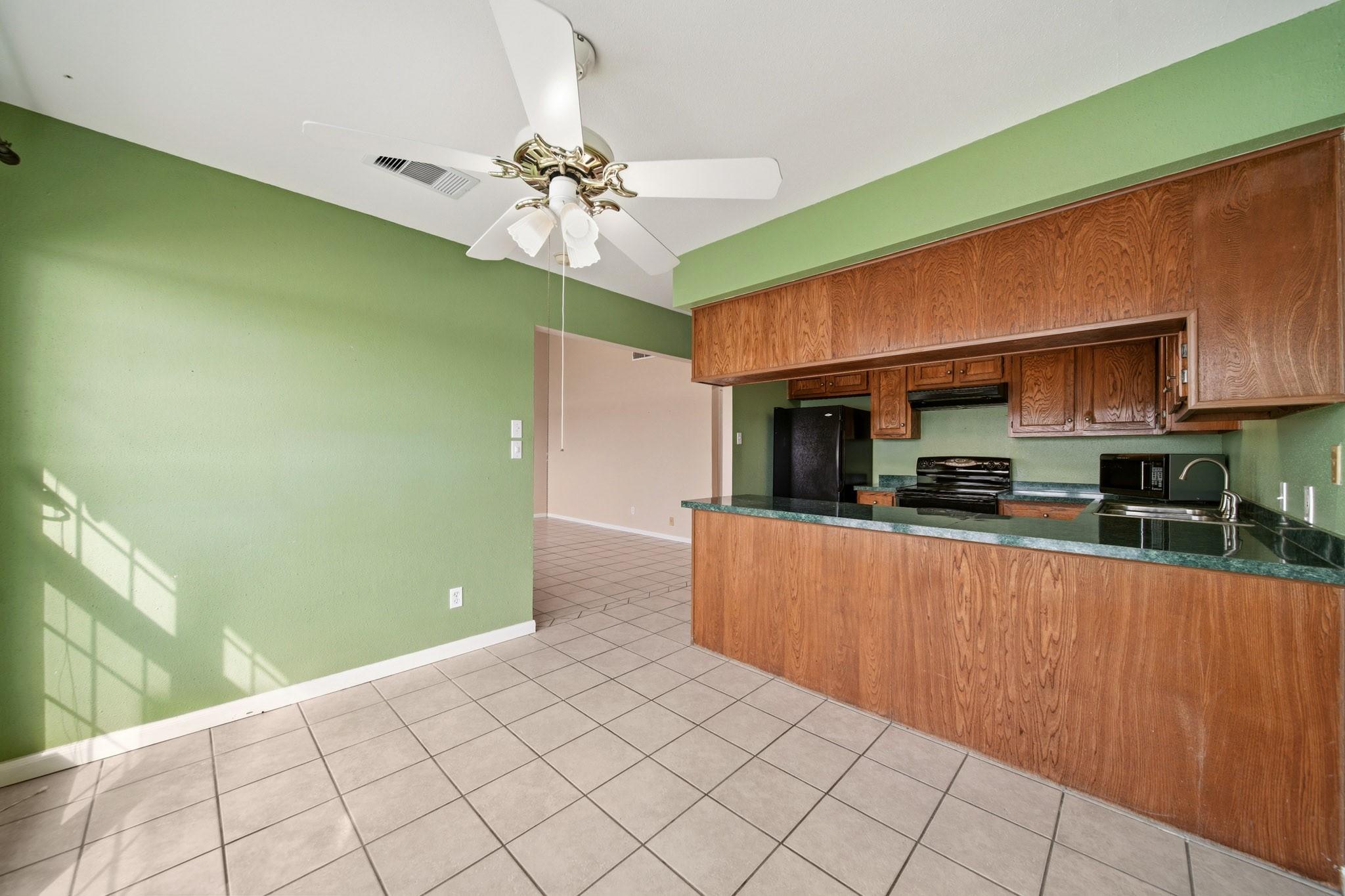 10423 Schaper Road
