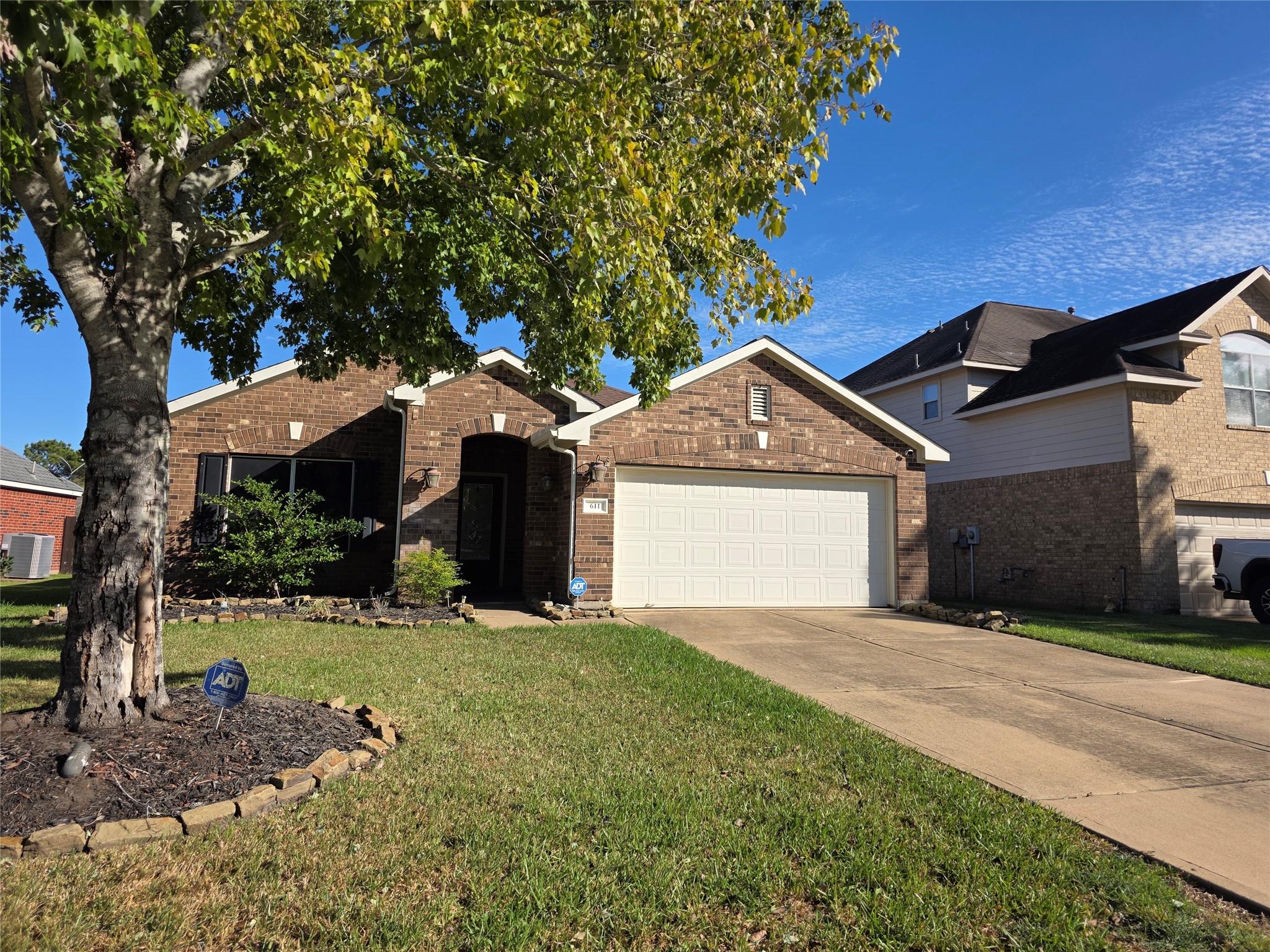 611 Arbor Green Lane