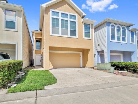 Photo of 12506 Panther Place Drive, Houston, TX 77099 (MLS # 13432306)