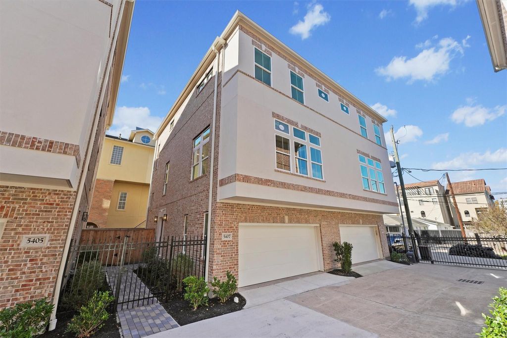 Photo of 5407 Dickson Street, Houston, TX 77007 (MLS # 91312908)