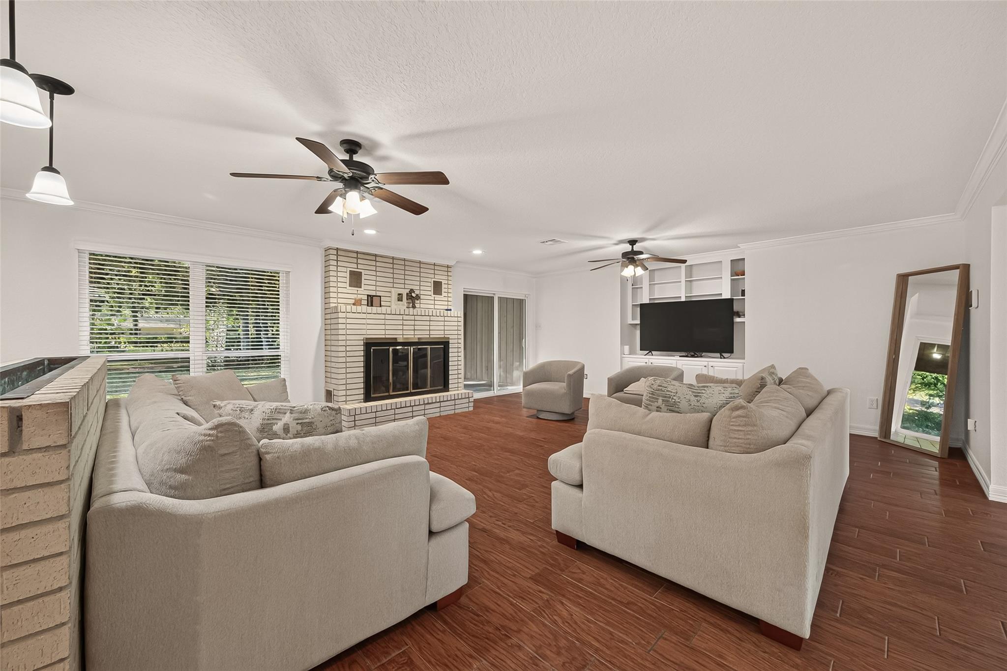 1209 Sunset Drive