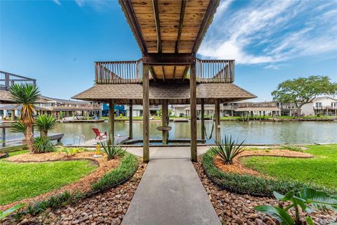 Photo of 70 Tarpon Street, Bayou Vista, TX 77563 (MLS # 68115847)