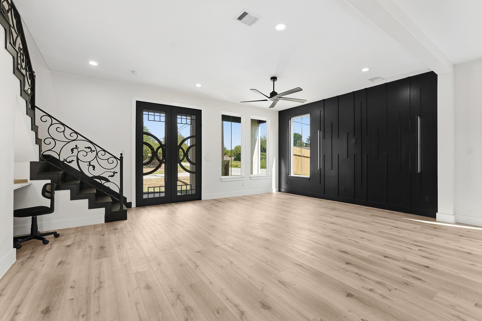 16654 Laurelwood Drive