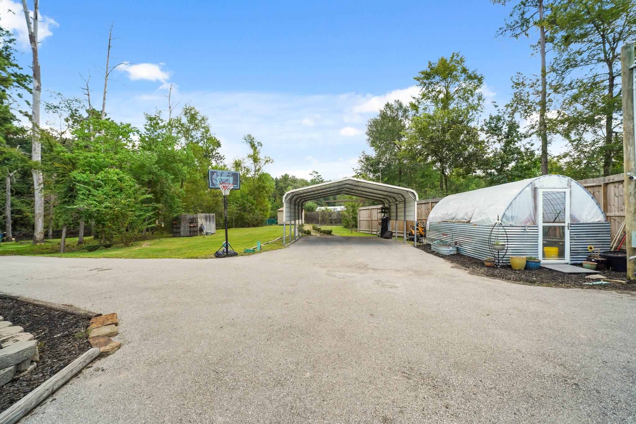 7317 Falling Oaks Street