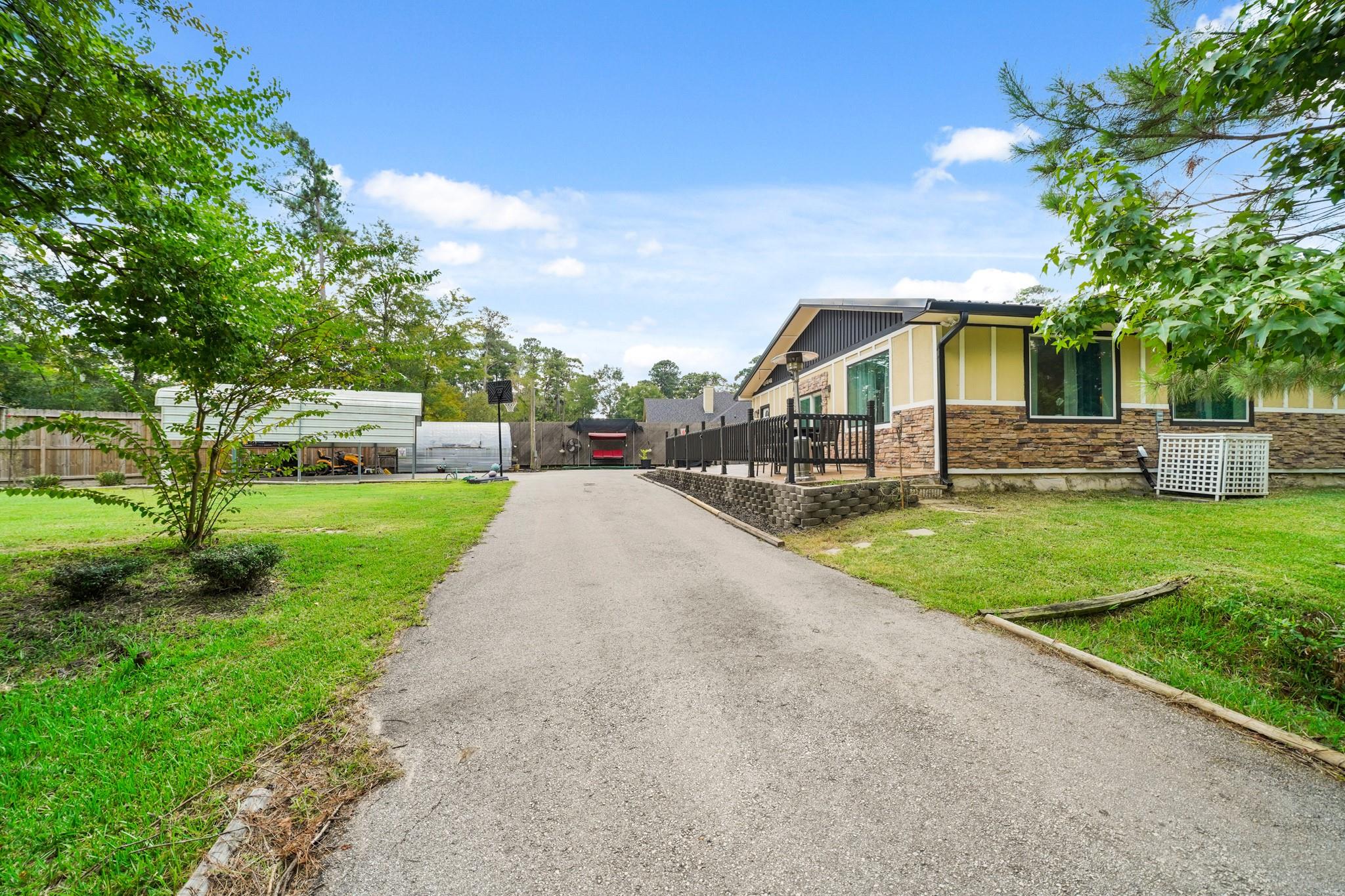 7317 Falling Oaks Street