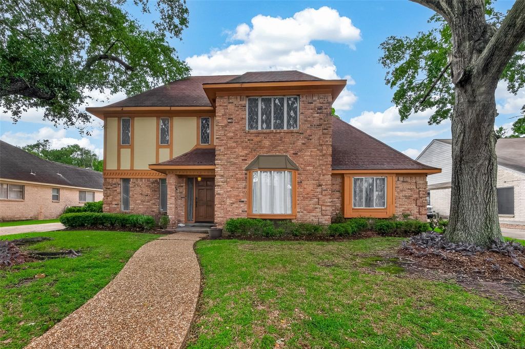Photo of 6210 Claridge Drive, Houston, TX 77096 (MLS # 42314127)