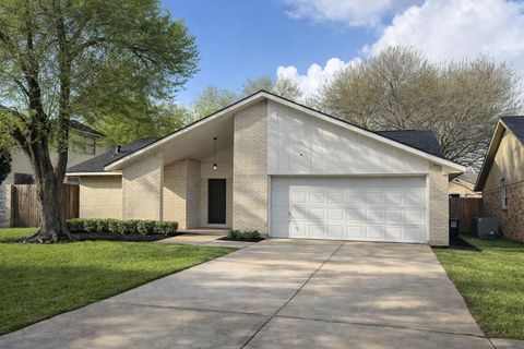 Photo of 4207 Comanche Street, Pasadena, TX 77504 (MLS # 48264122)