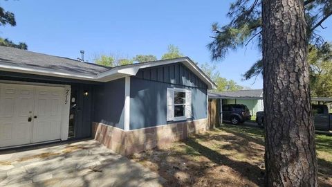 Photo of 7717 Bigwood Street, Houston, TX 77016 (MLS # 56390734)
