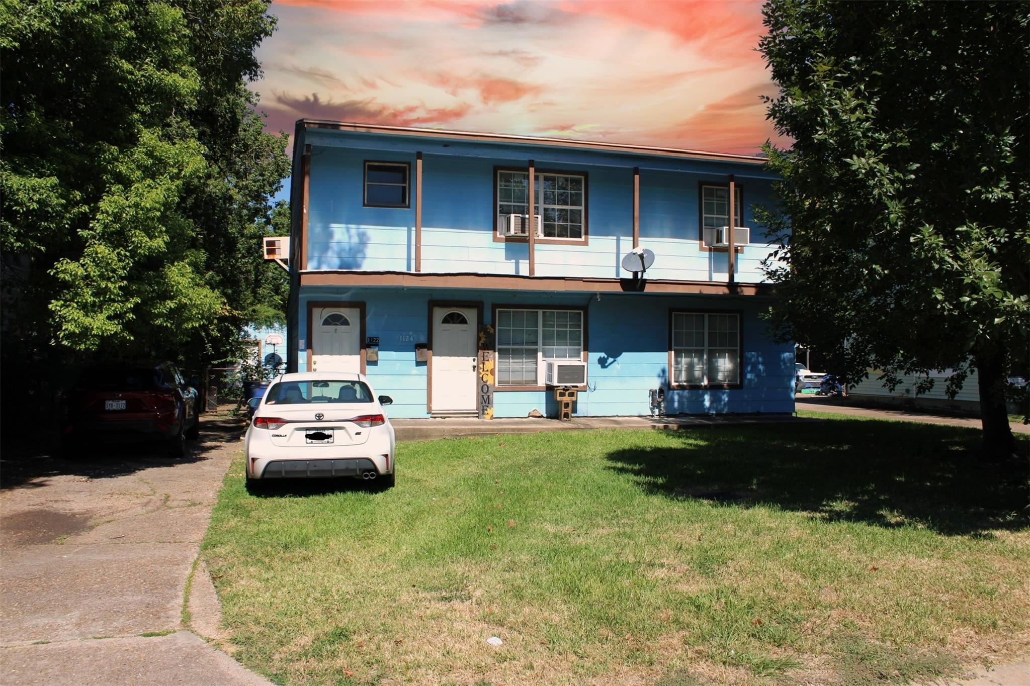 1210 6th Avenue N