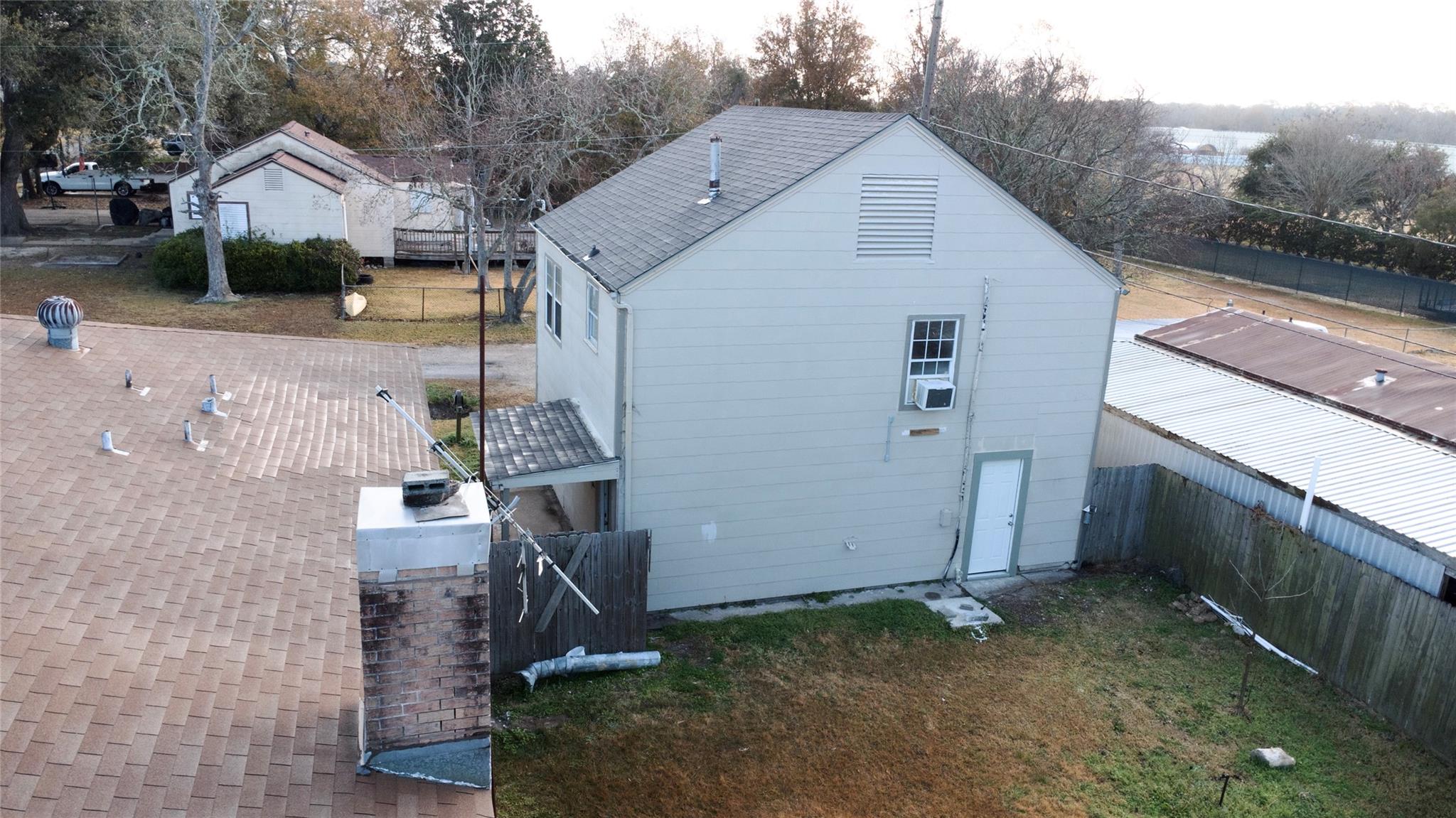 301 Travis Street