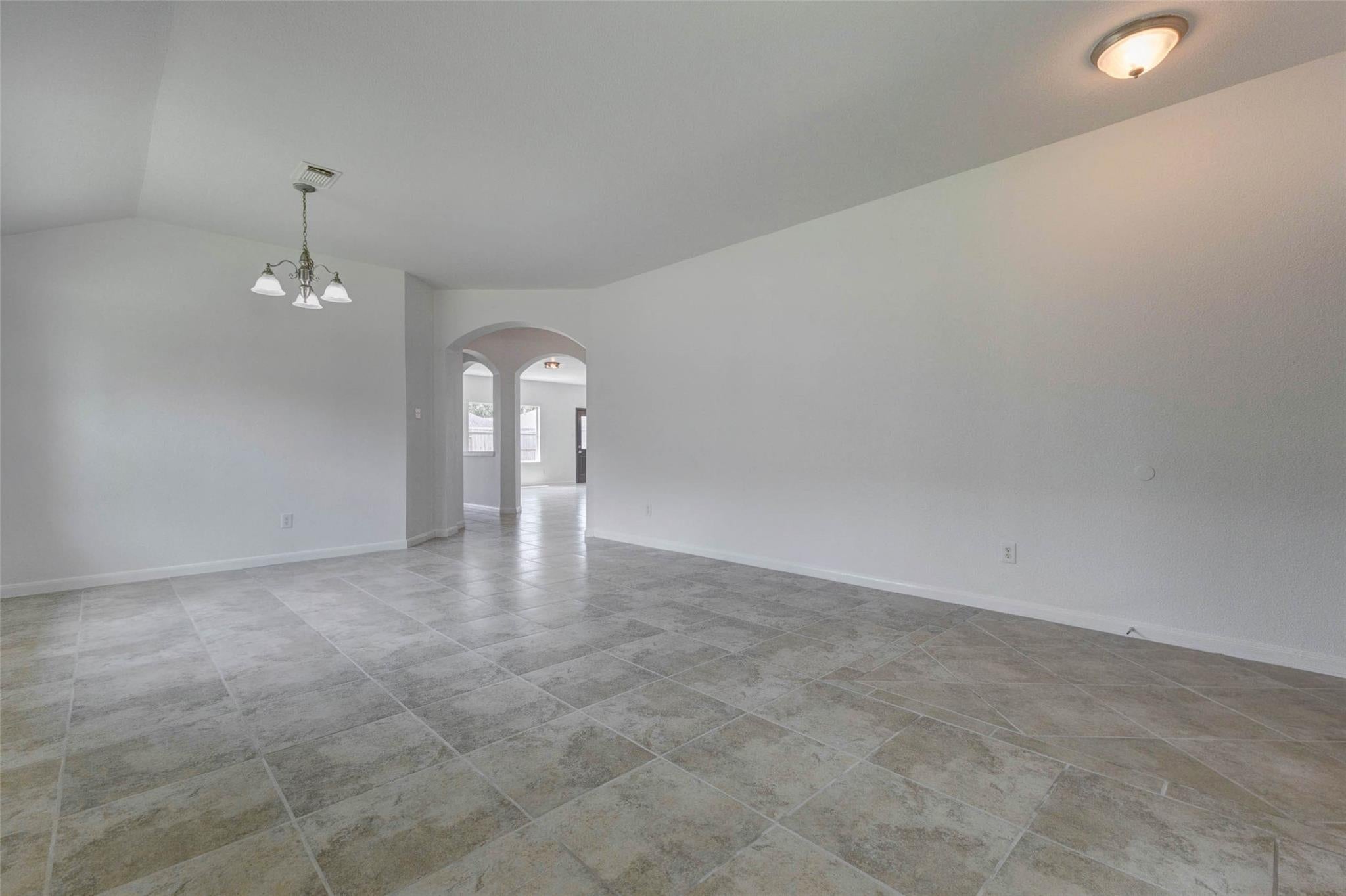 2226 Tremont Trail Lane