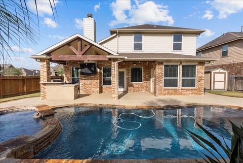 Photo of 324 Westwood Drive, League City, TX 77573 (MLS # 47598116)