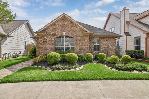Photo of 513 Brad Court, Webster, TX 77598 (MLS # 80038179)