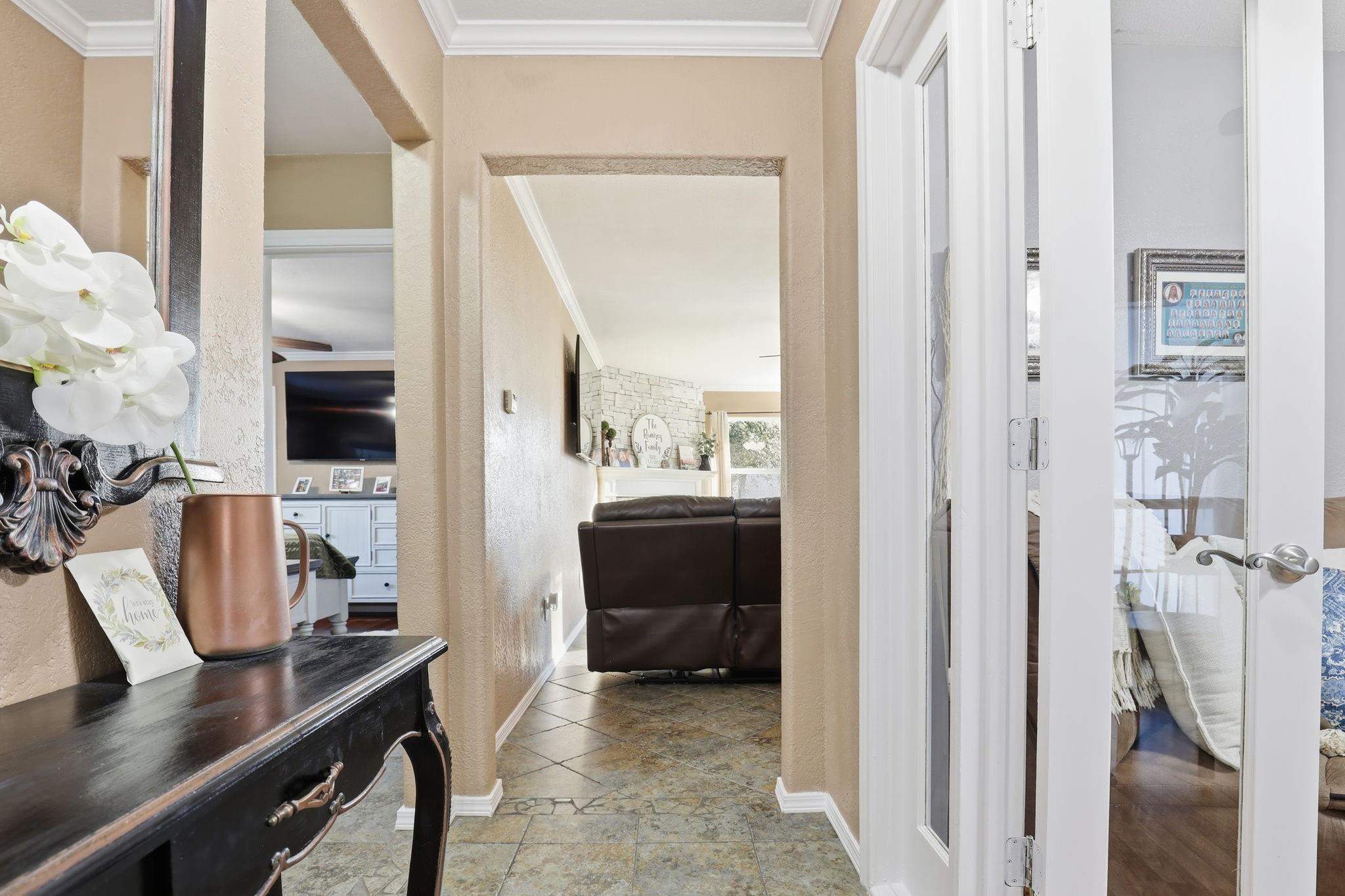 2414 Loch Lomond Street