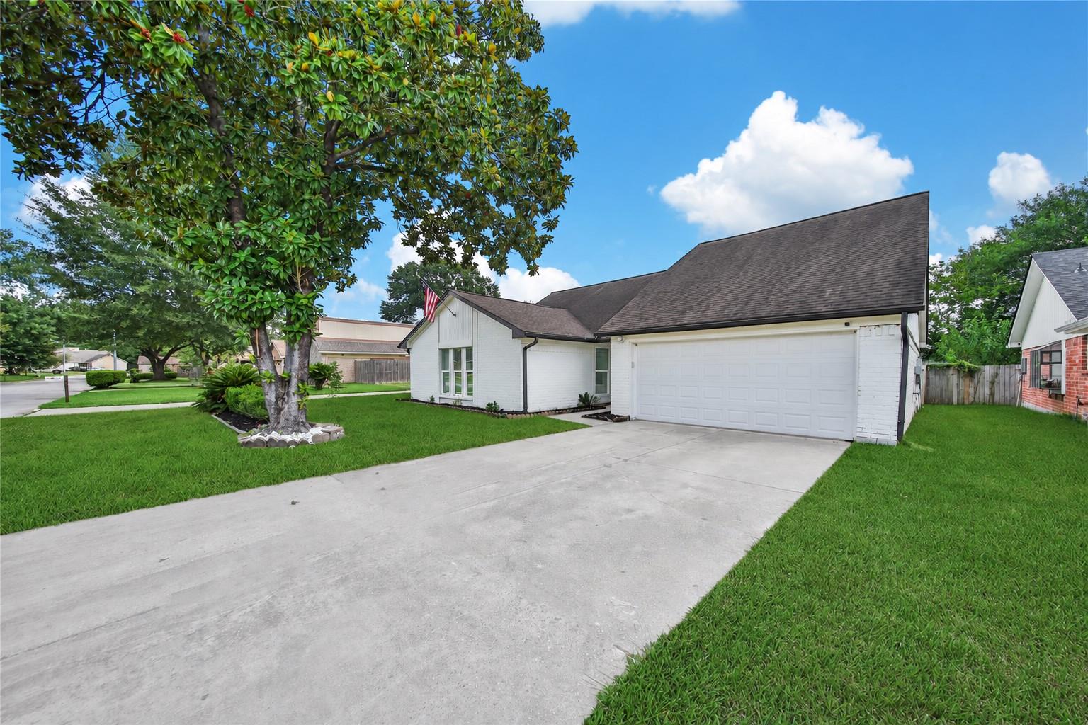 4014 Alshire Drive
